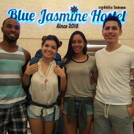Blue Jasmine Hostel Бангкок Экстерьер фото