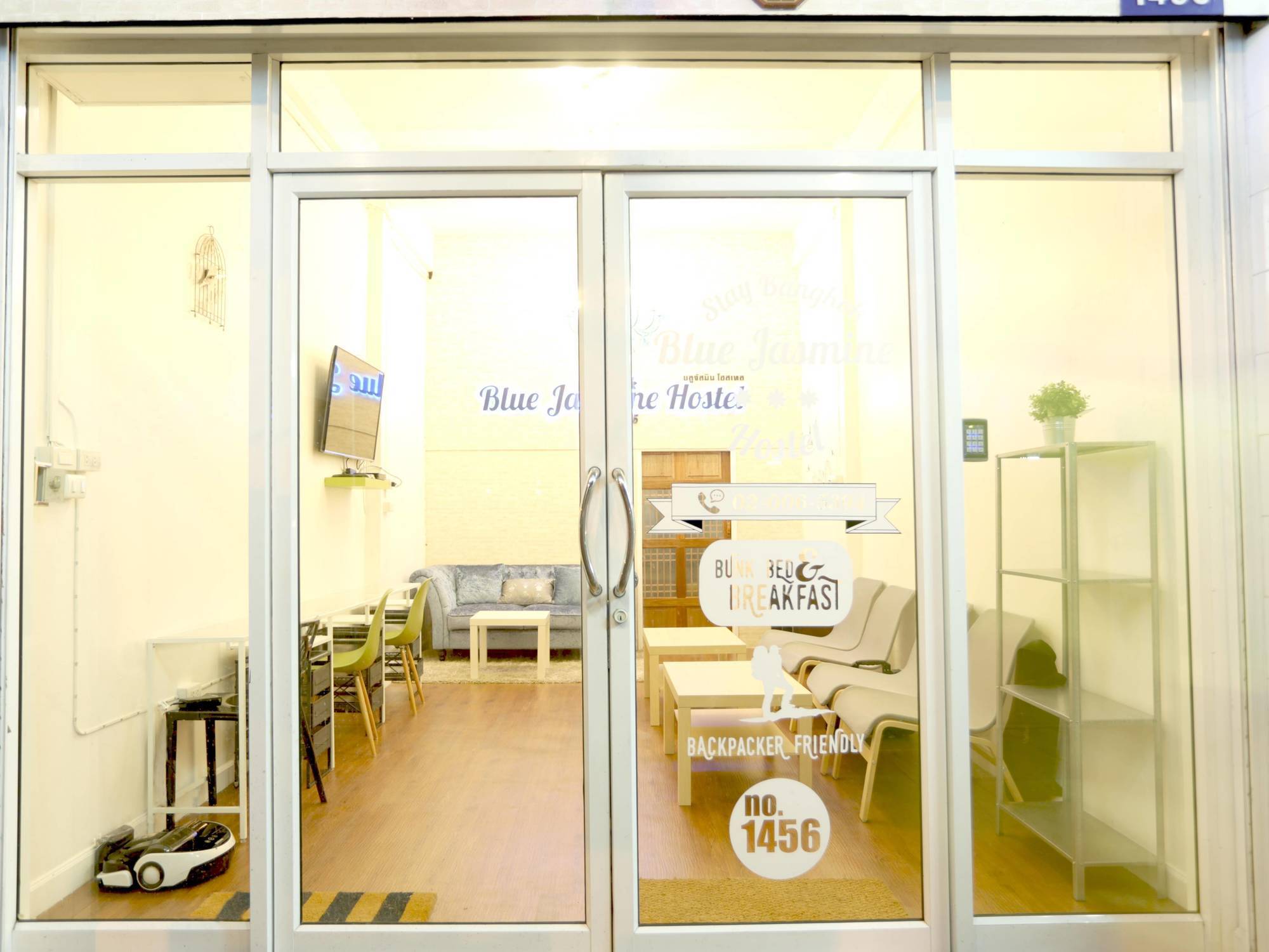 Blue Jasmine Hostel Бангкок Экстерьер фото