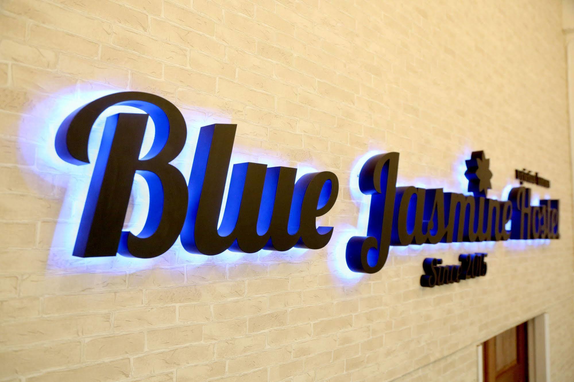 Blue Jasmine Hostel Бангкок Экстерьер фото