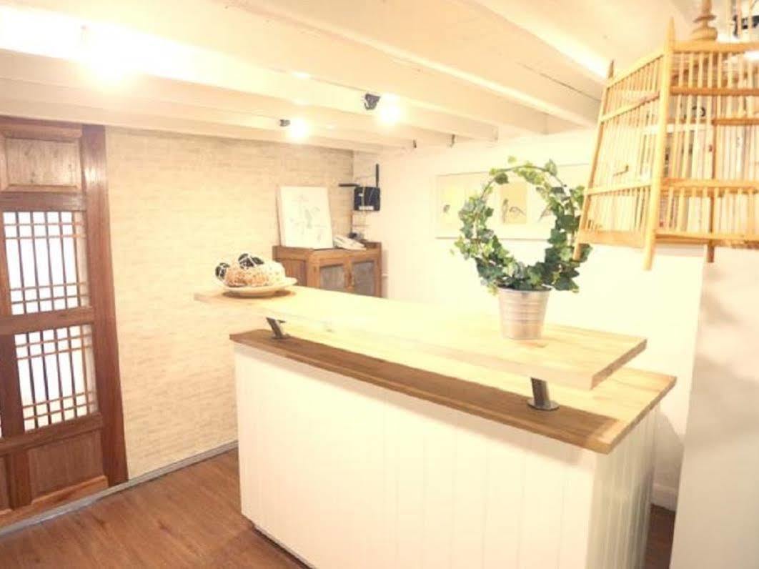 Blue Jasmine Hostel Бангкок Экстерьер фото